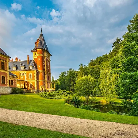 Otel Kastelyhotel Sasvar Parádsasvár