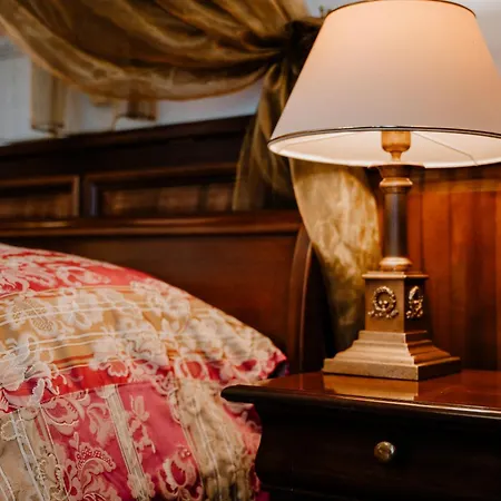 Otel Kastelyhotel Sasvar Parádsasvár