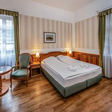 Kastelyhotel Sasvar Parádsasvár