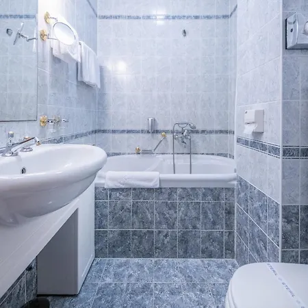 Kastelyhotel Sasvar