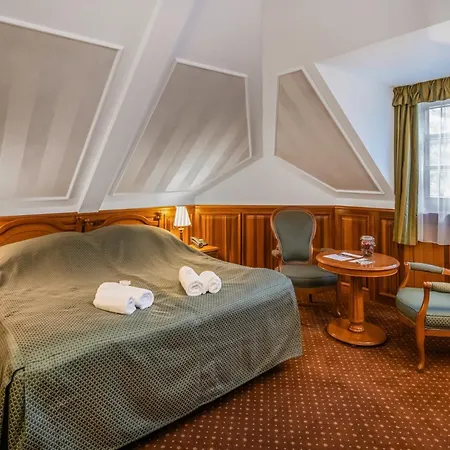 Kastelyhotel Sasvar 4*