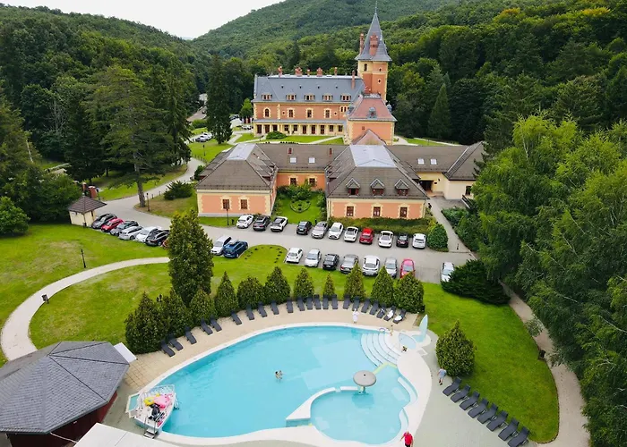 Kastelyhotel Sasvar Parádsasvár