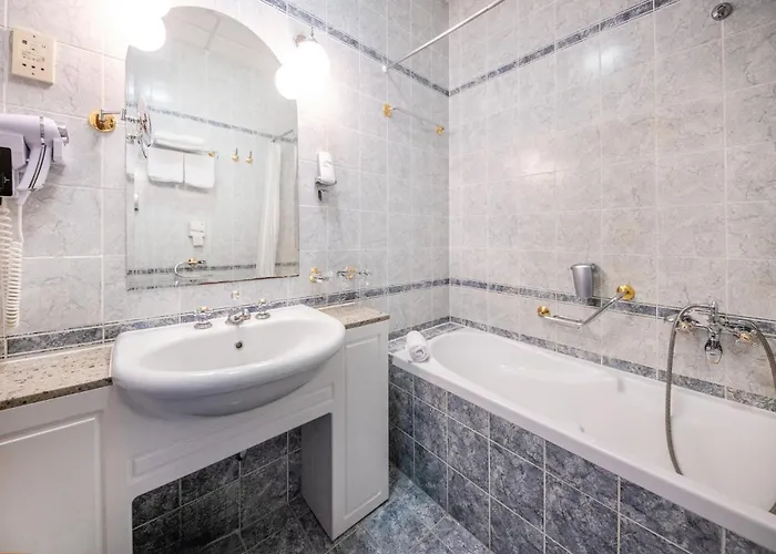 Hotel Kastelyhotel Sasvar Paradsasvar