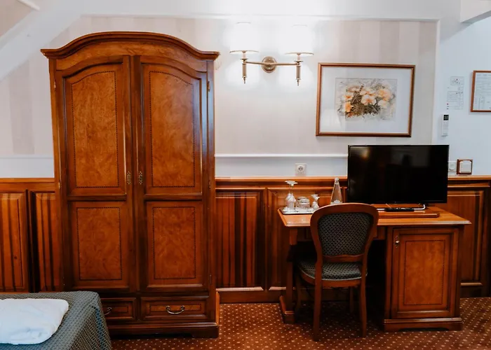 Kastelyhotel Sasvar Paradsasvar