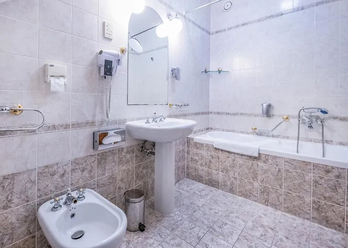 Kastelyhotel Sasvar Paradsasvar